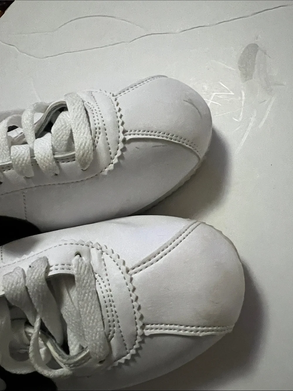 Nike Cortez Classic White Sneakers with Black Swoosh size 9